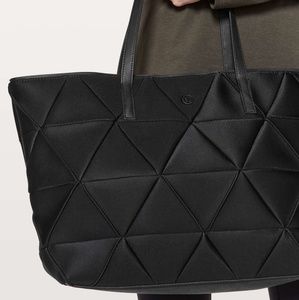 Lululemon Quilted Tote, Black